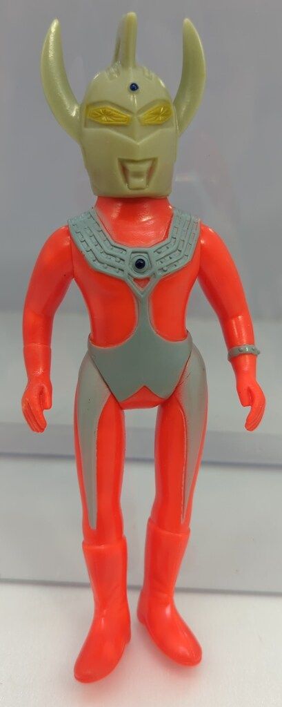 ブルマァク ミドルサイズ ウルトラマンタロウ 160㎜ 赤成型