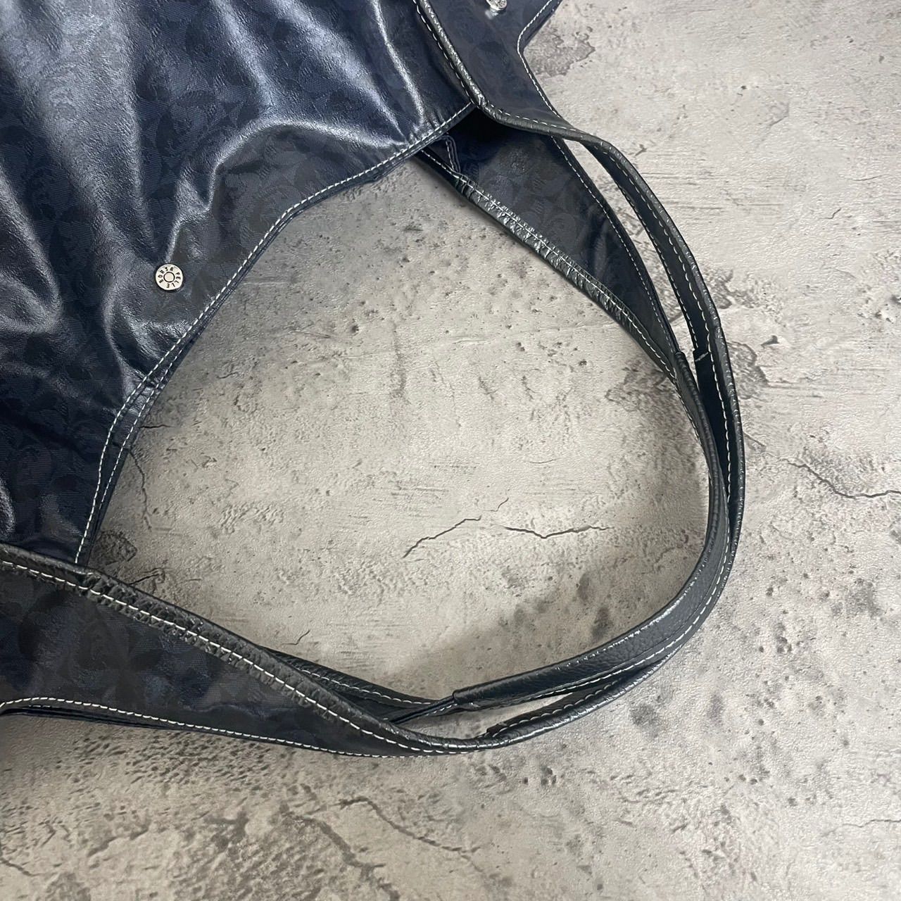 未使用級 A4収納可能 PELLE BORSA ペレボルサ トートバッグ 肩がけ 