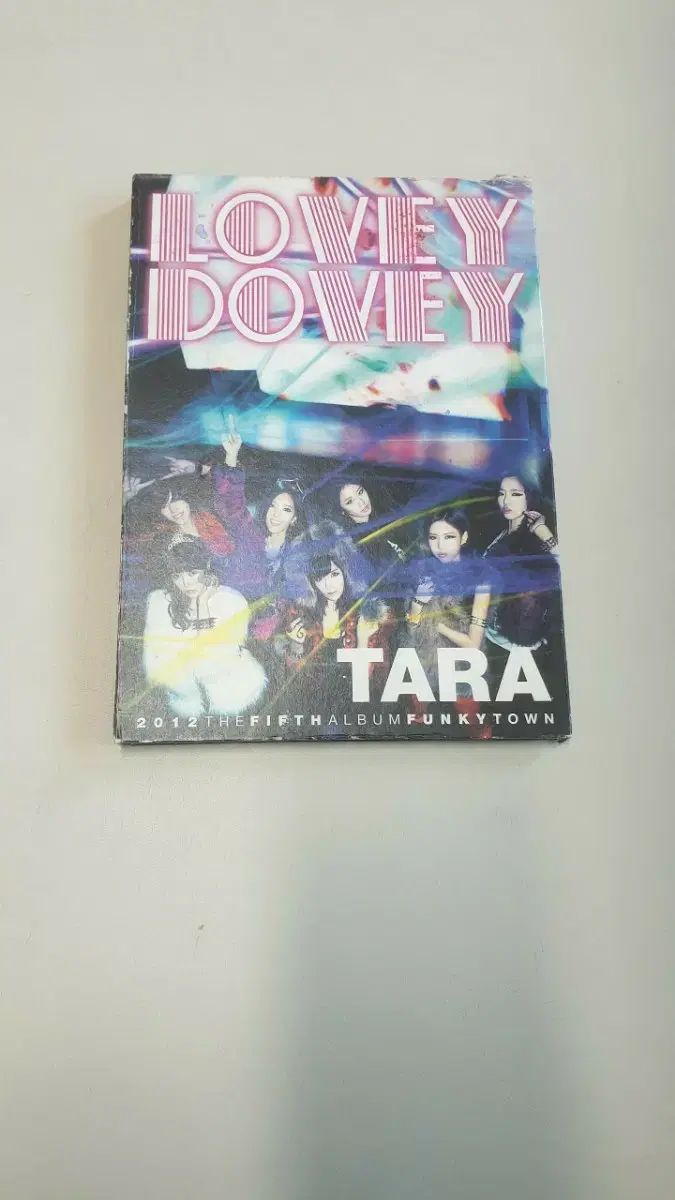T-ARA（ティアラ） Lovey-Dovey アルバム Funky Town - メルカリ