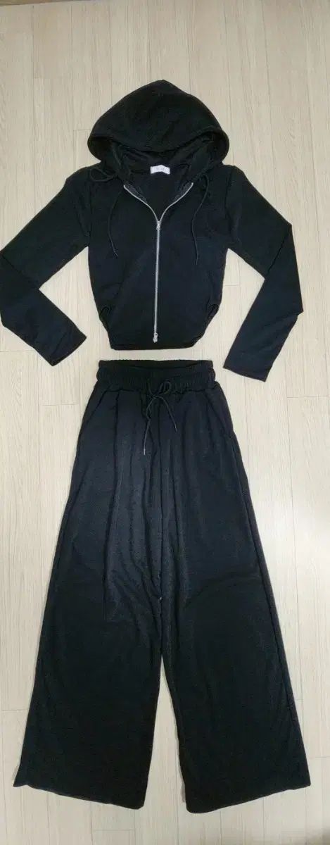 (新品) ゴージ トレーナー セット