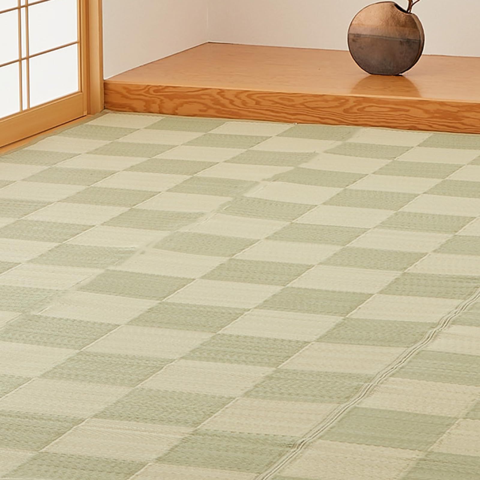 新品 萩原 洗える い草風カーペット 倉間 グリーン 江戸間10畳 約348X440cm 柄上敷き 花ござ ラグ 抗菌 市松柄 保育園 ペット 畳保護
