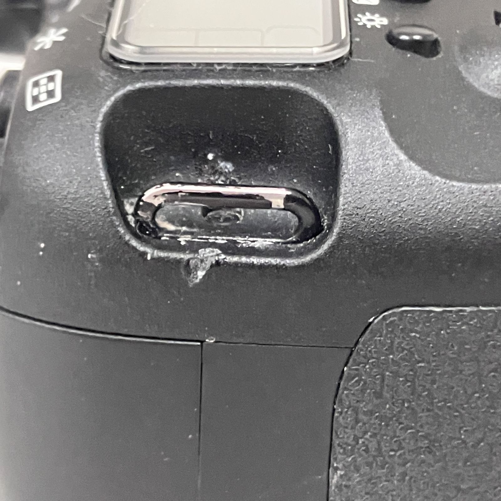 Canon EOS 7D ボディ デジタル一眼レフ カメラ キャノン DS126251 中古