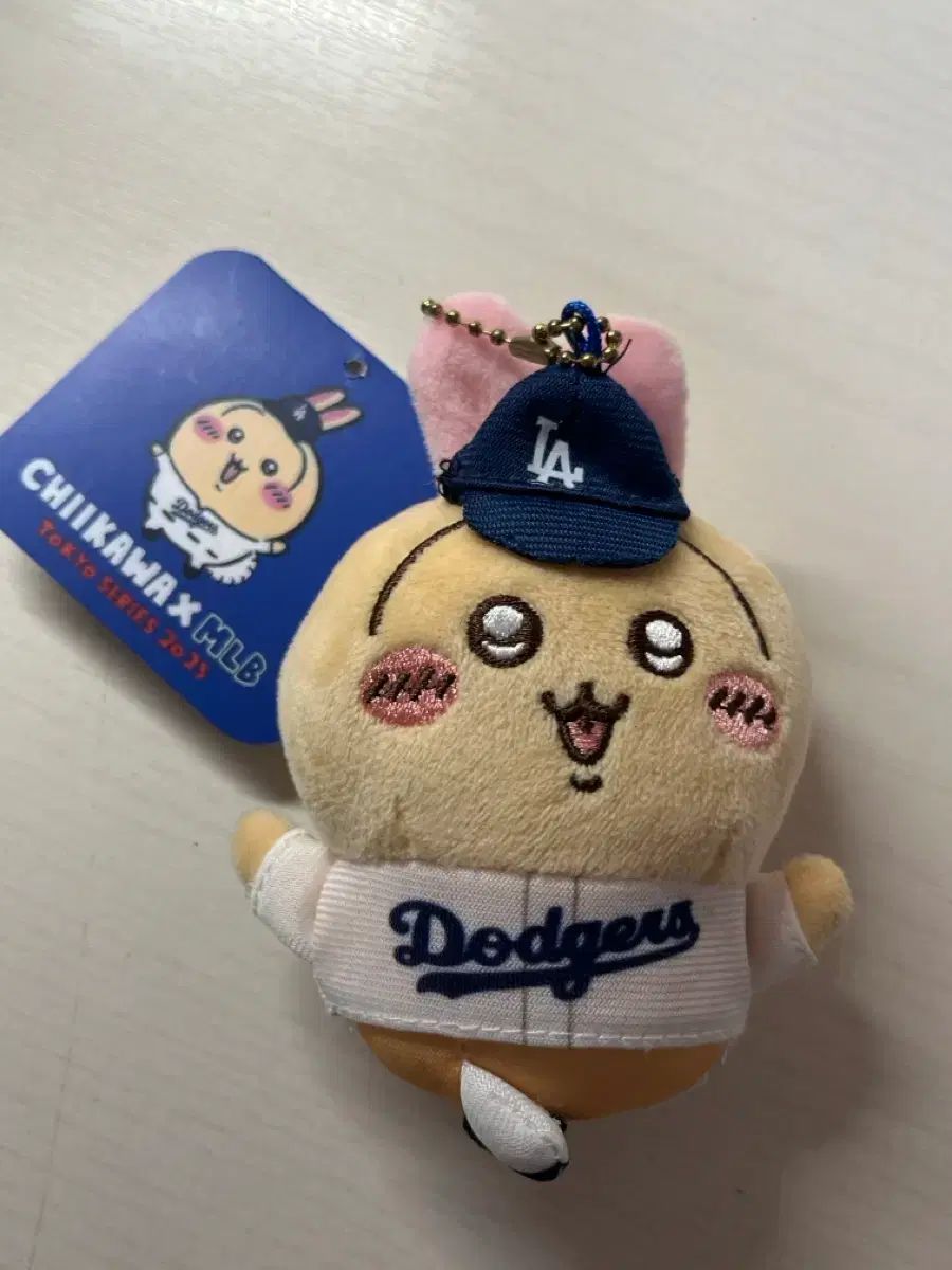 MLB ちいかわ 東京 2025 うさぎ ぬいぐるみ - メルカリ