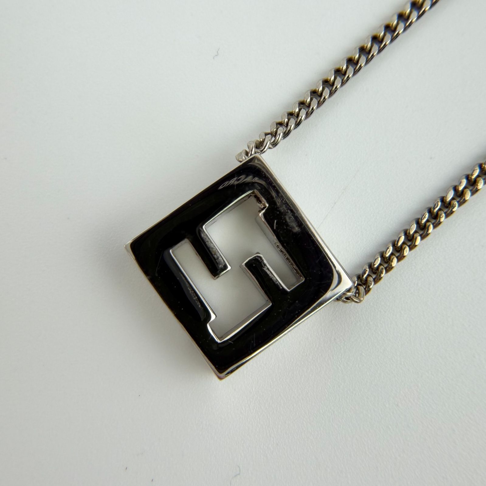 中古】FENDI フェンディ FFロゴ アクセサリー ネックレス シルバー