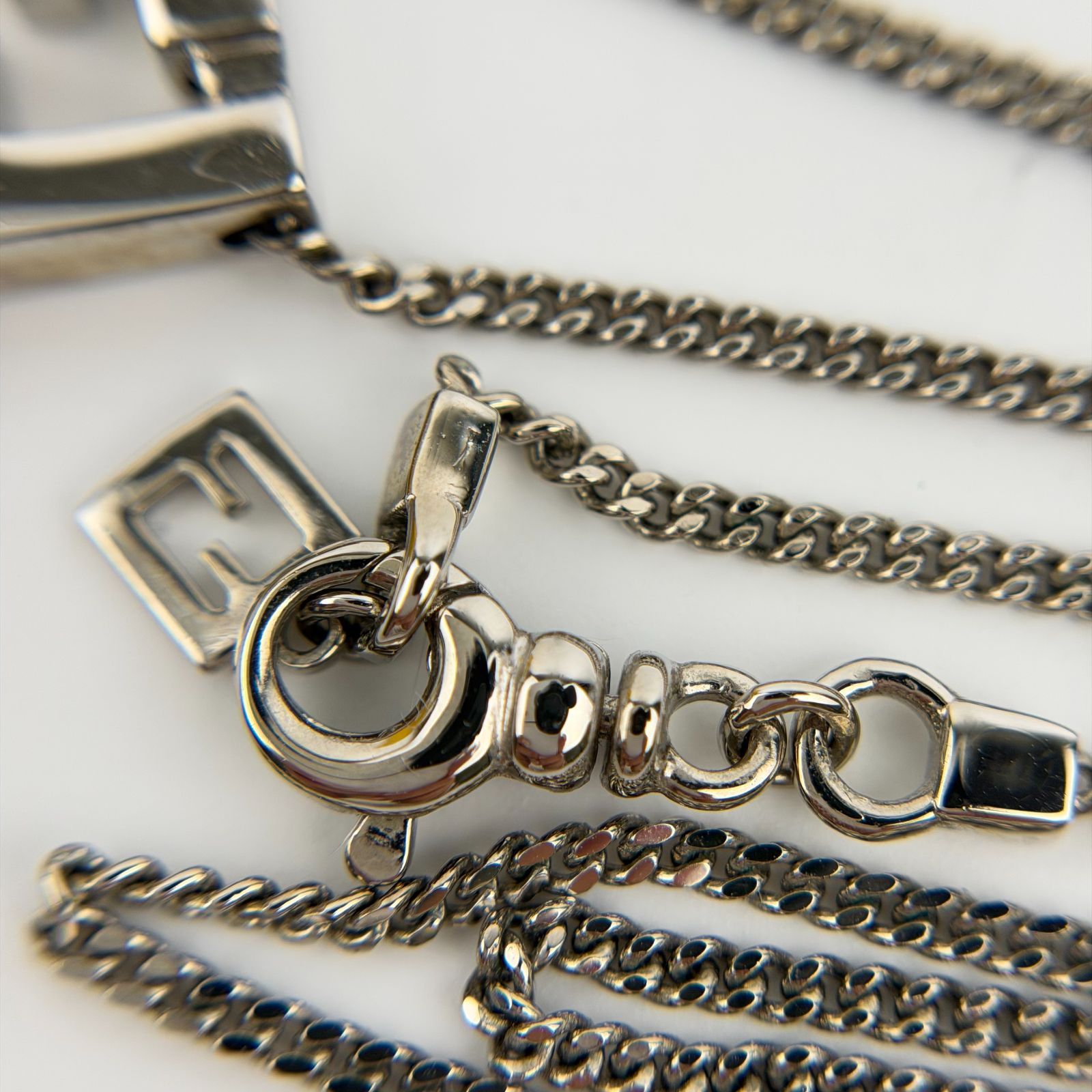 中古】FENDI フェンディ FFロゴ アクセサリー ネックレス シルバー