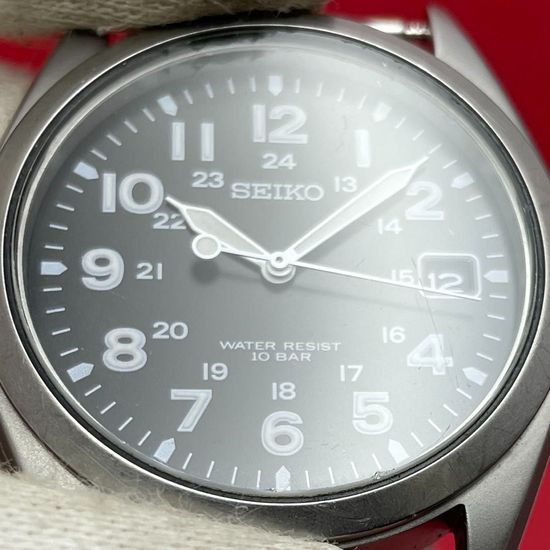 SEIKO 7N42-8260 黒文字盤 ミリタリーウォッチフェイス ブラック
