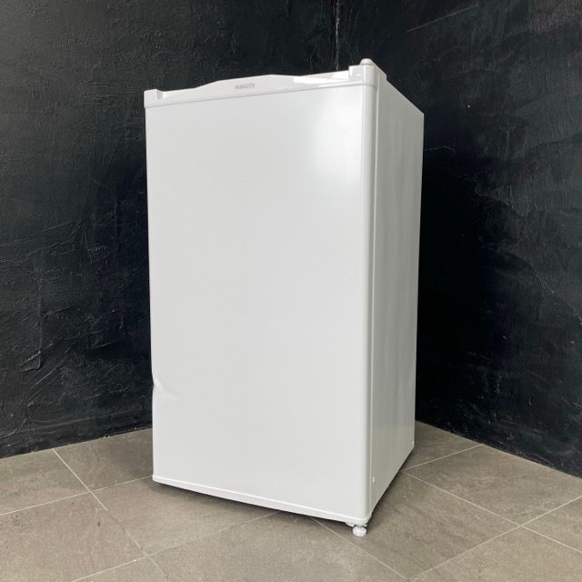 送料無料 山善 電気冷蔵庫 【中古】動作保証 YAMAZEN YFR-90 92L 2025年製 右開き 1ドア 凹みあり 054015 B/23882