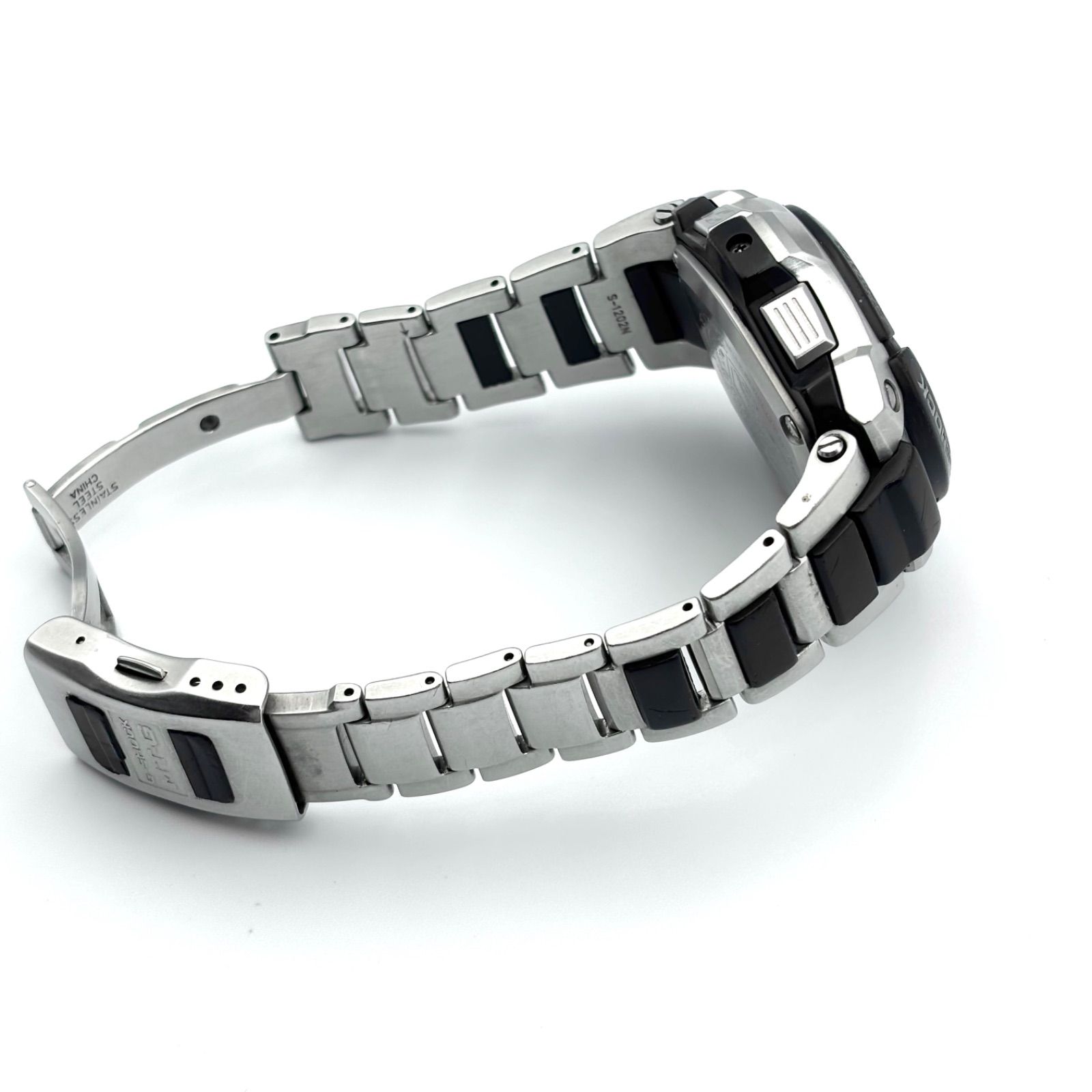 カシオ G-SHOCK MTG-1000-1AJF 電波ソーラー 時計【クーポン利用で、10 