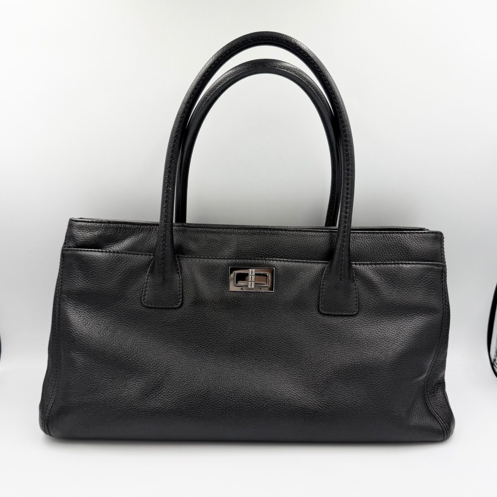 シャネル エグゼクティブトート 2.55 レディース トートバッグ CHANEL