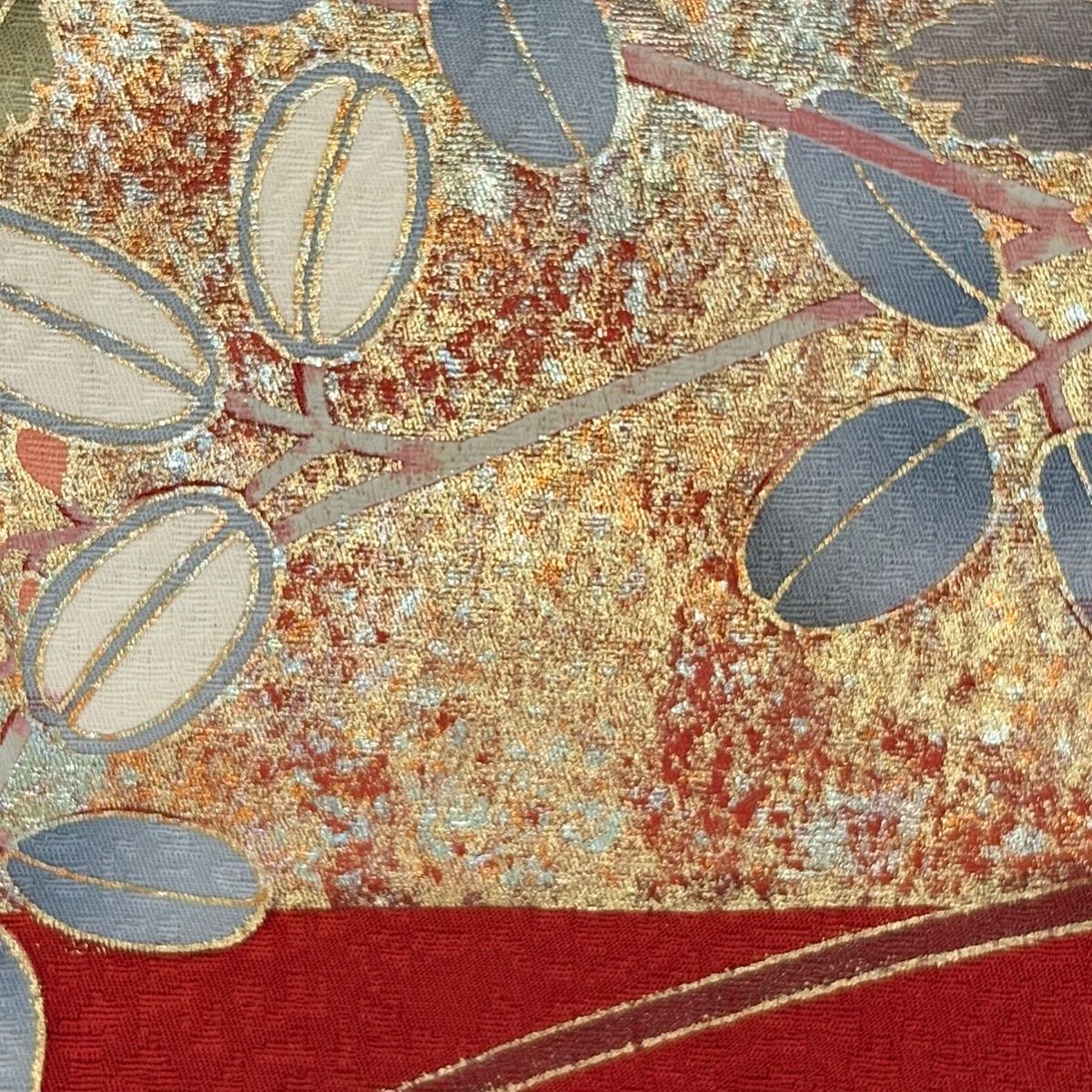 振袖 身丈157cm 裄丈65cm M 袷 蝶 菊 金糸 金銀彩 赤 正絹 秀品 【中古
