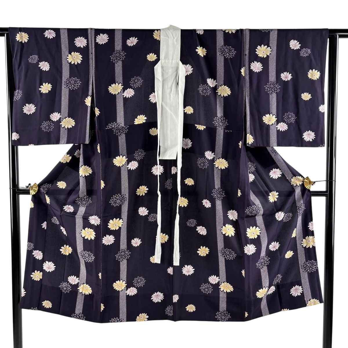 【美品】 長襦袢 身丈122cm 裄丈65cm M 菊 疋田 濃紫 正絹 秀品 【中古】