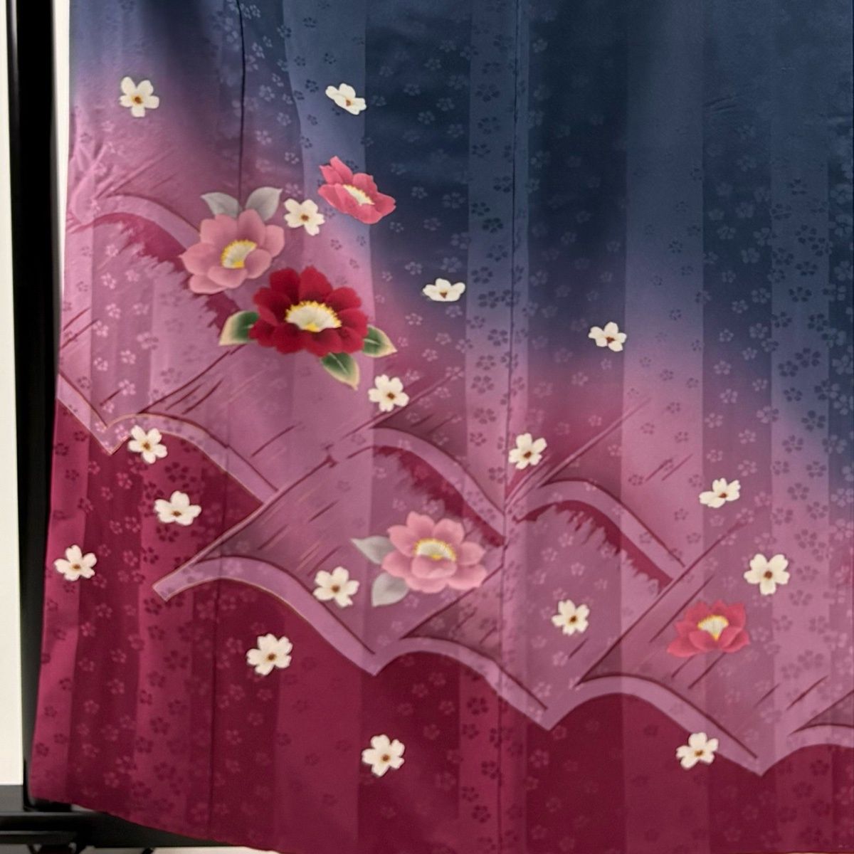 振袖 身丈159cm 裄丈65cm M 袷 落款 草花 冊子 金彩 ぼかし 紺色 正絹