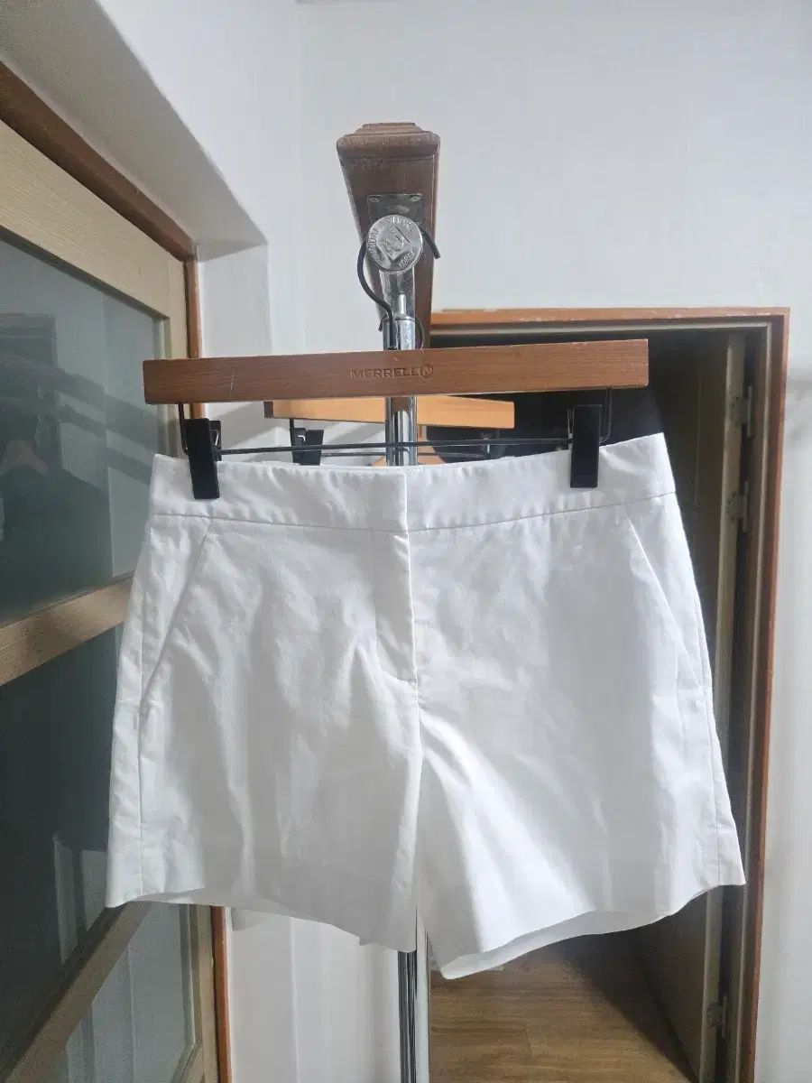 レディース (27-28) Theory ハーフパンツ Theory 白 ストレッチ ハーフパンツ (新