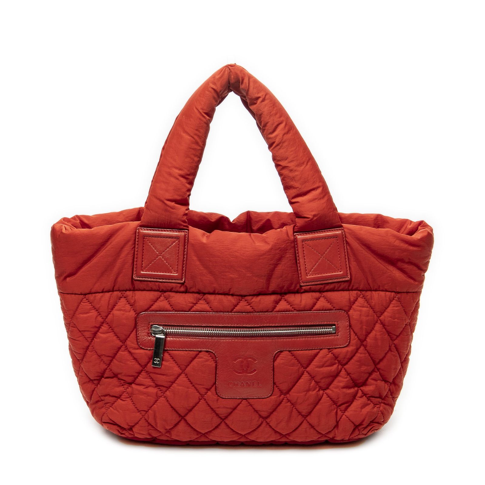 [中古] CHANEL シャネルスモール ココ コクーン リバーシブル トート赤マトラッセナイロンキャンバスA