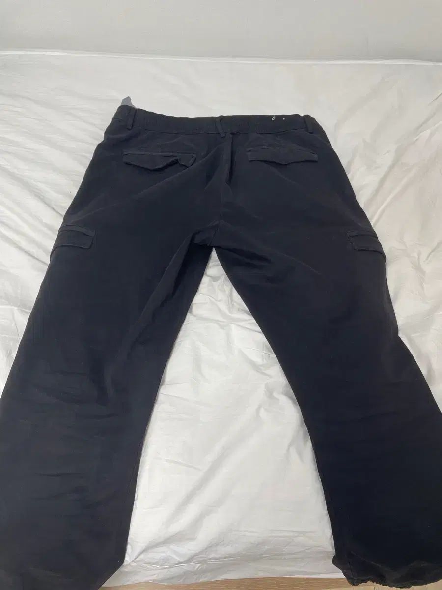ZARA ブラック カーゴ ジョガー パンツ-売れ筋