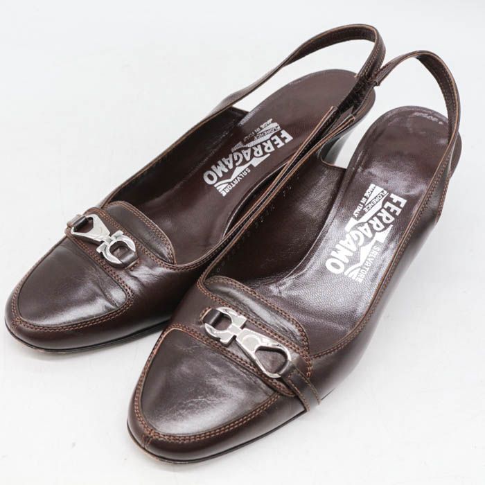 フェラガモ パンプス ガンチーニ ブランド シューズ 靴 イタリア製 レディース 7.5サイズ こげ茶 FERRAGAMO 【中古】
