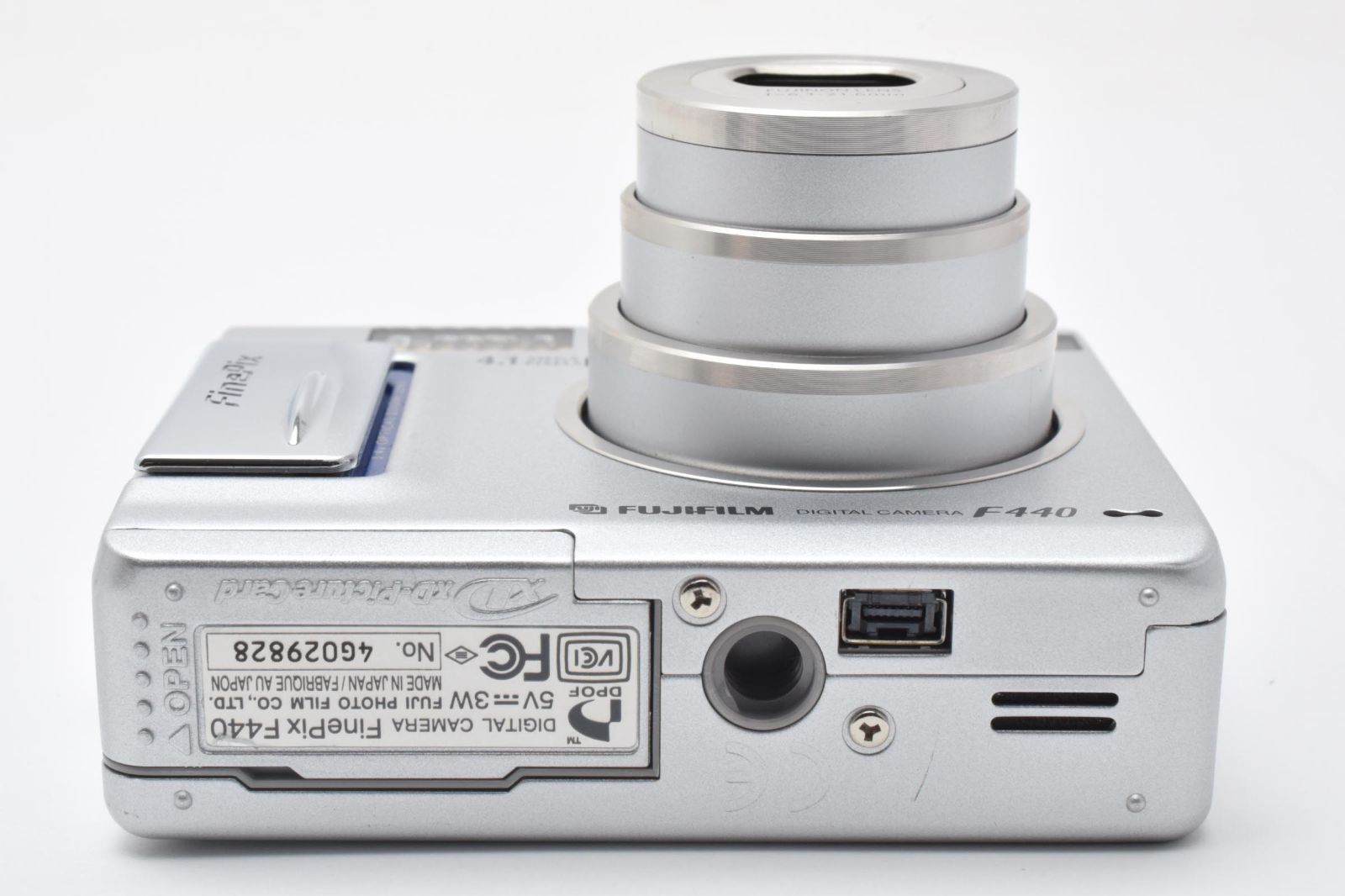 返品保証】訳あり｜FinePix 富士フイルム Finepix F440 シルバー