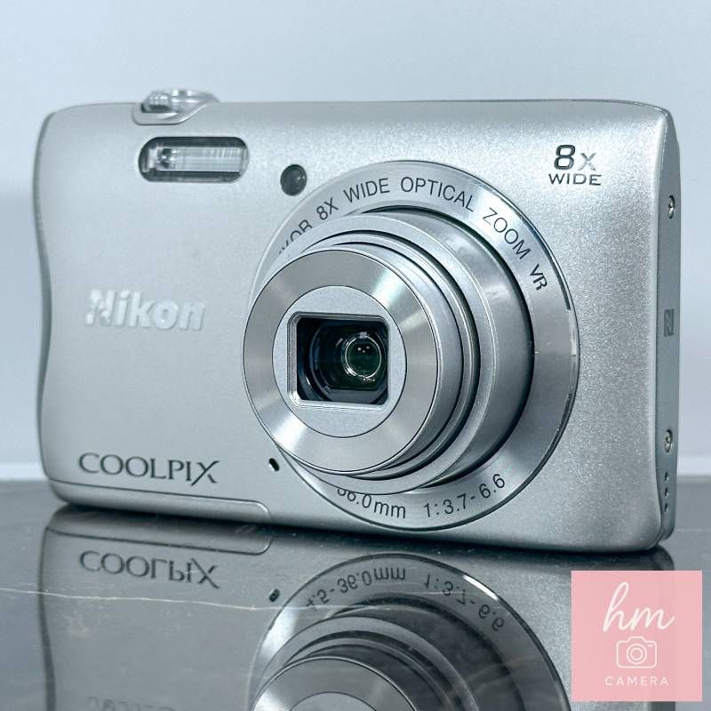 Nikon COOLPIX コンパクトデジカメ 通電確認済み 充電器付 シルバー
