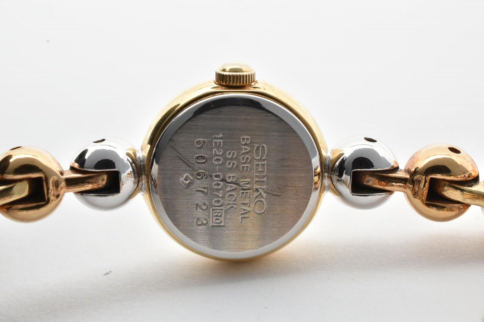 SEIKO セイコー レディース クォーツ 腕時計 ゴールド シルバーコンビ