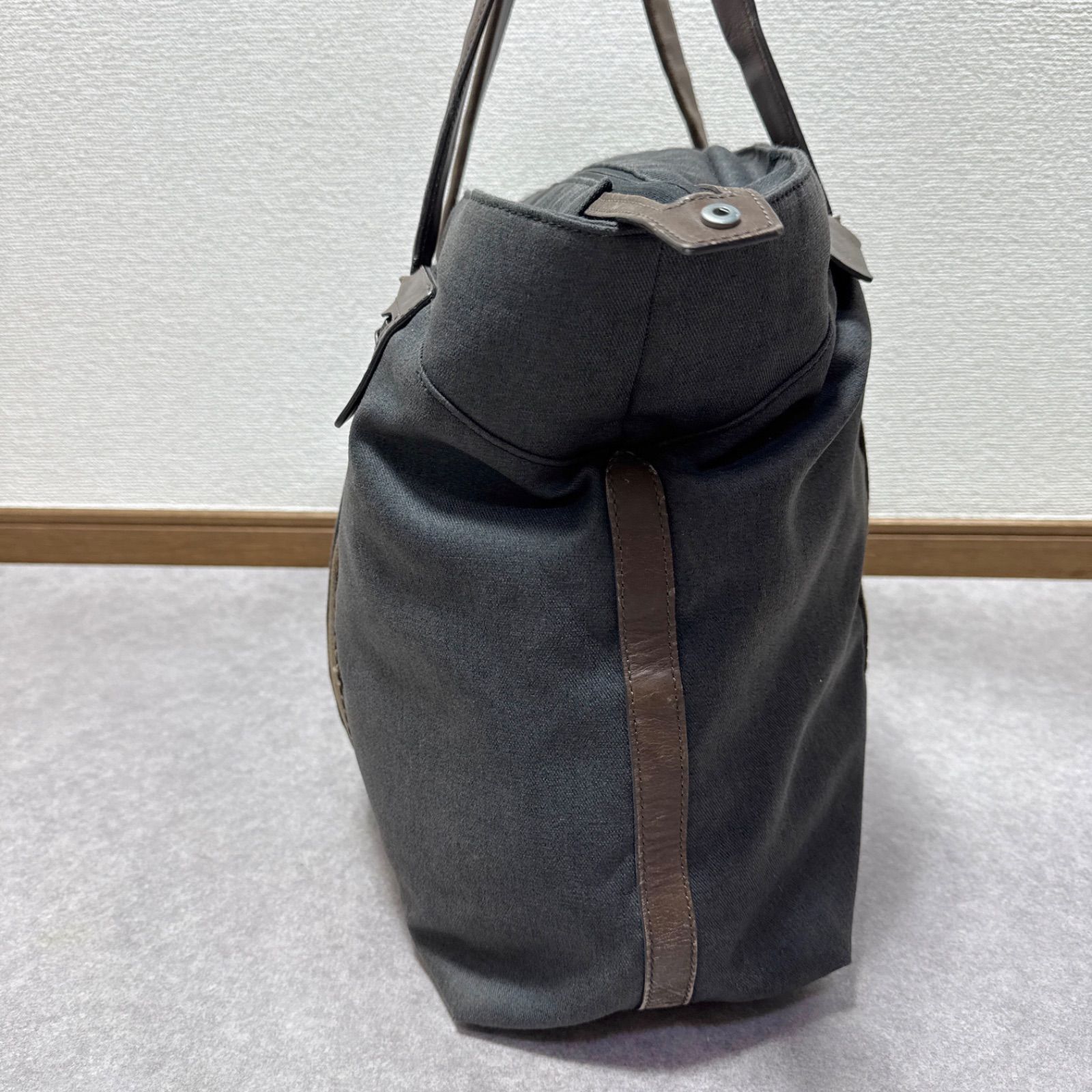 TUMI トゥミ 大容量 トートバッグ ハンドバッグ レザーハンドル - メルカリ