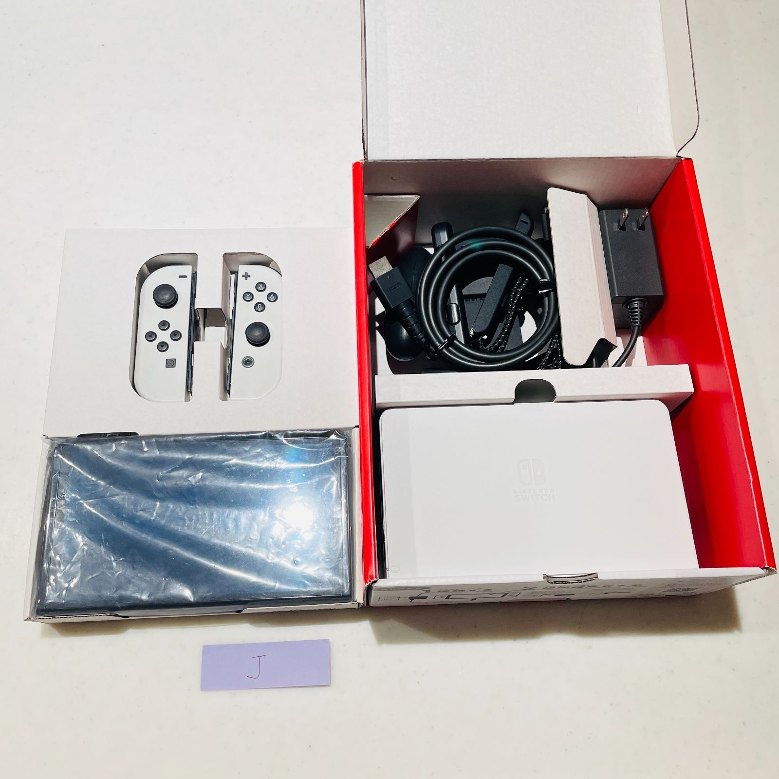 液晶縁にスレ傷あり】Nintendo Switch 有機ELモデル ホワイト 本体 