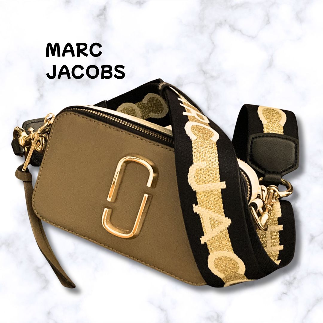 MARC JACOBS The Snapshot M0014146 ショルダーバッグ ベージュ ゴールド金具 極美品MARC JACOBS The Snapshot M0014146 064