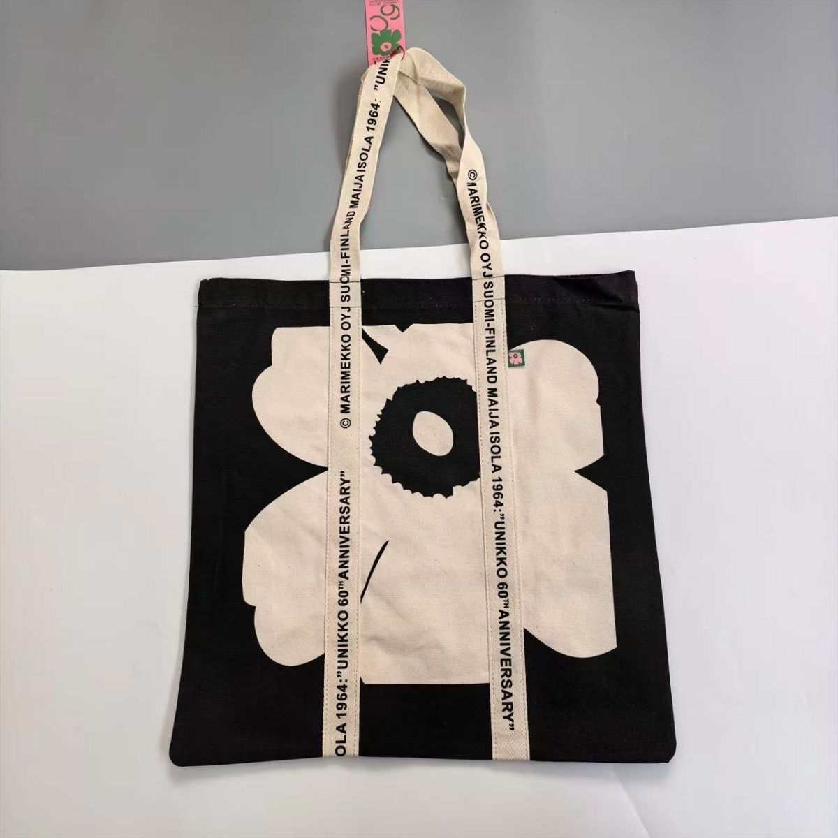 予約商品】マリメッコ Marimekko Carrier Midi Unikko ファブリック 