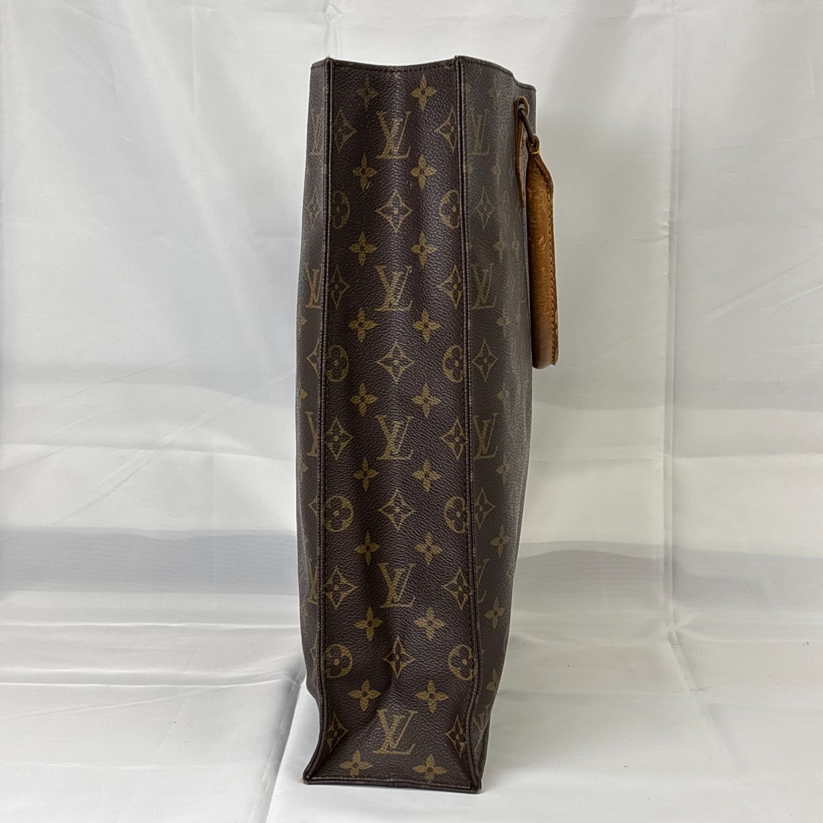LOUIS VUITTON ルイヴィトン モノグラム サックプラ M51140