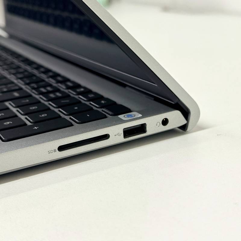 美品】11世代Core i3/Win11/SSD256GB/12GBメモリ - メルカリ
