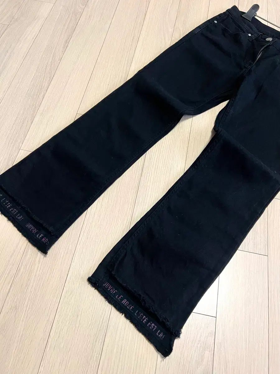 ハンサム タイム TIME レタリング パンツ ブラック ジーン デニム アシンメトリー 黒 ズボン 春 夏