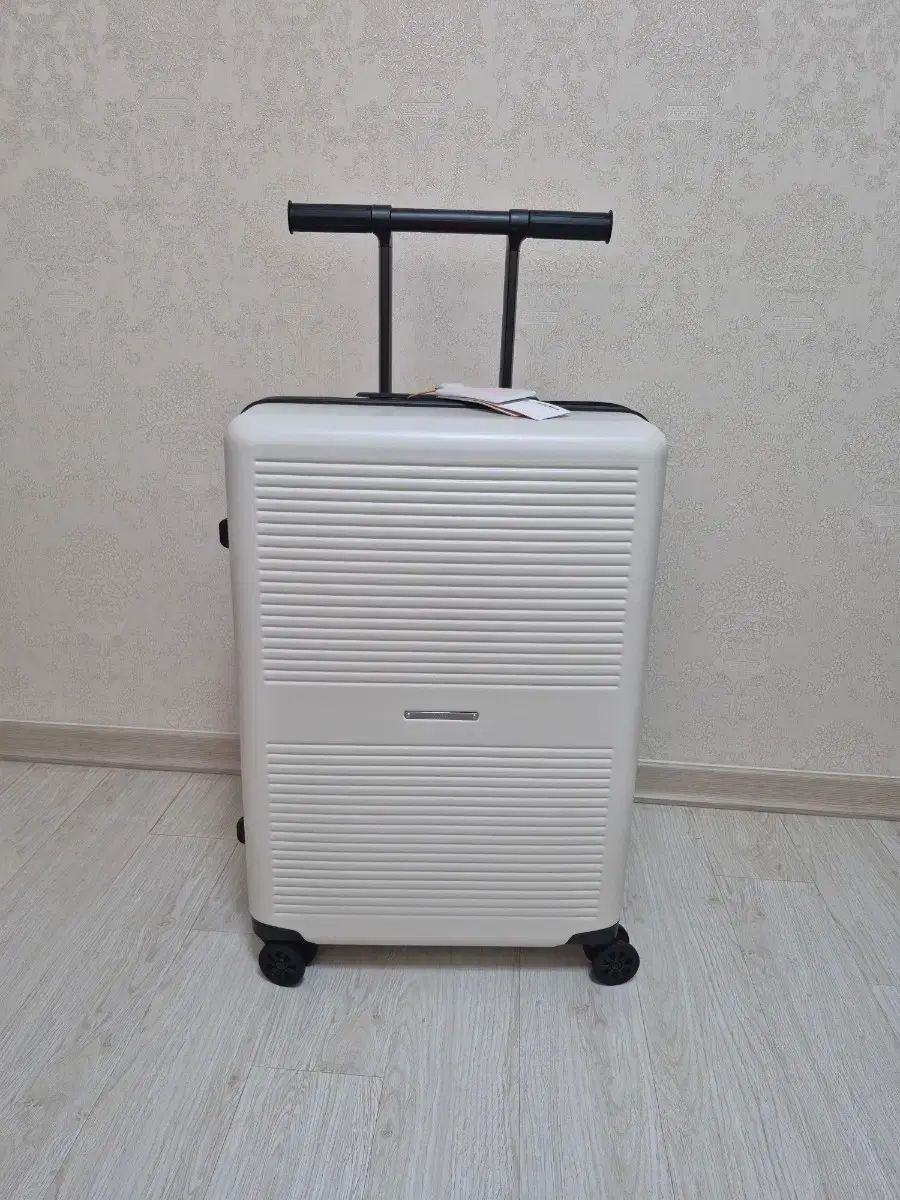 RAWROW キャリアー 27インチ (新品)
