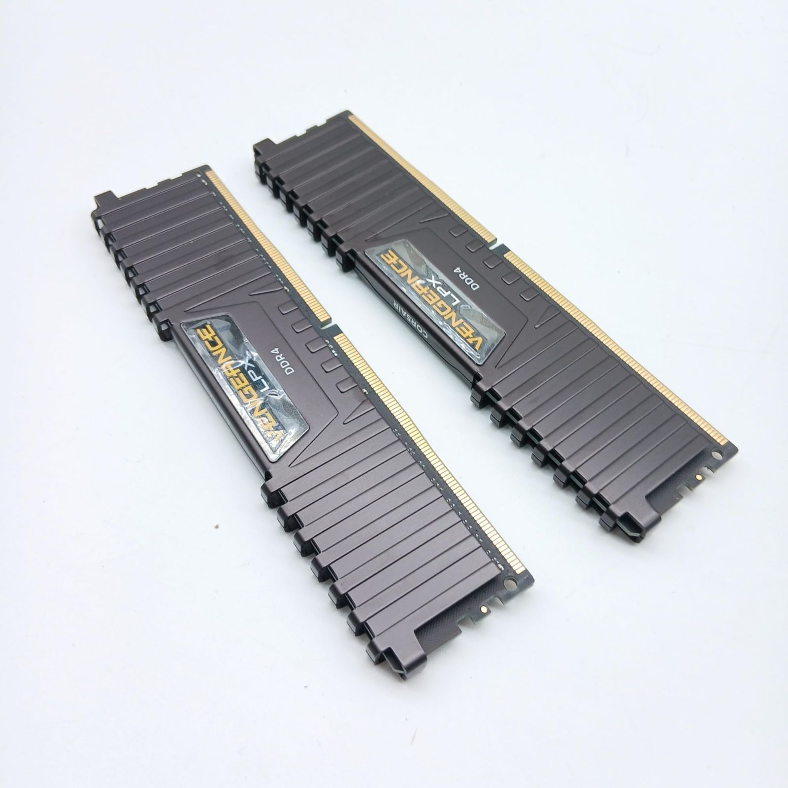 No.5725 CORSAIR DDR4-3200MHz デスクトップPC用 メモリ VENGEANCE LPX シリーズ 32GB [16GB×2枚] CMK32GX4M2E3200C16