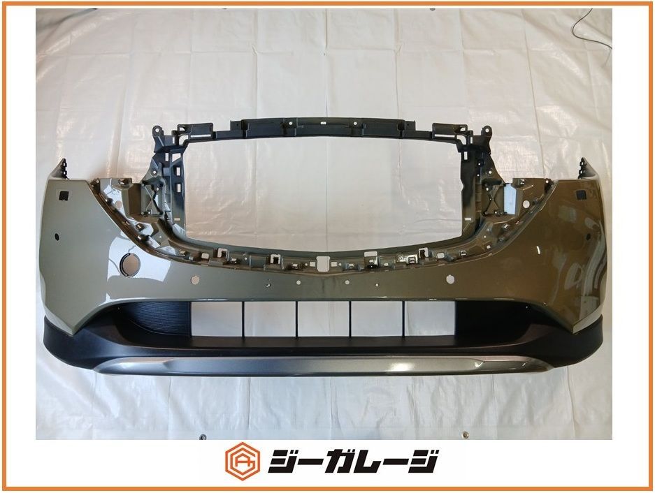 【新品未使用】トヨタ ヴィッツ ヘッドランプレンズ 右側 R トヨタ純正品 自動車 【新品未使用】トヨタ ヴィッツ ヘッドランプレンズ 右側単品 R