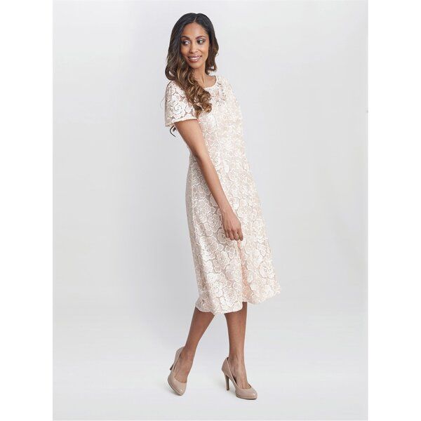 ジーナバッコーニ レディース トップス ワンピース A ライン フラワー柄 刺繍 フラワー Gina Bacconi Mylene Embroidered Floral ALine Dress BLUSH ブラッシュ