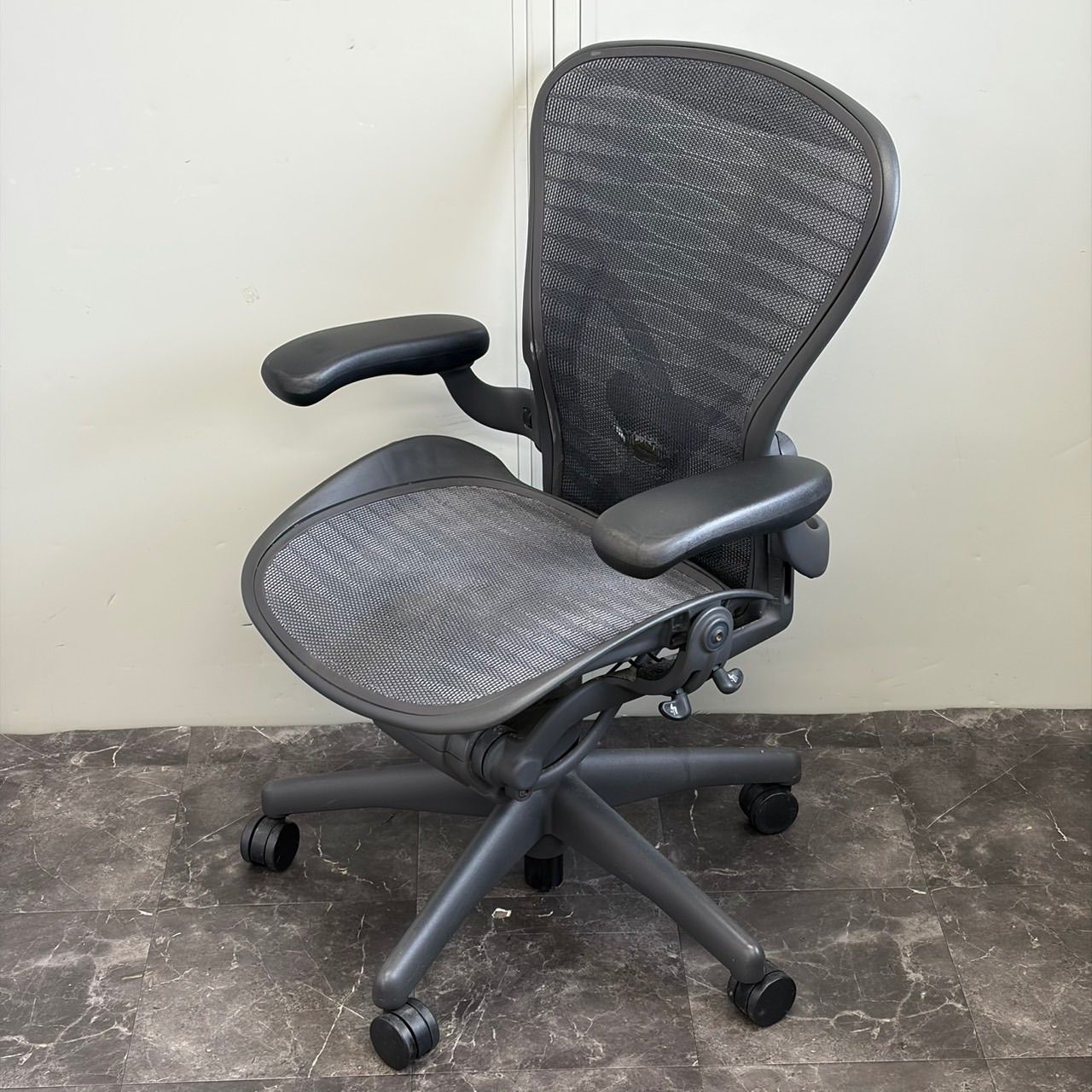 ◯地域限定送料無料！【高級オフィスチェア】Herman Miller Aeron 
