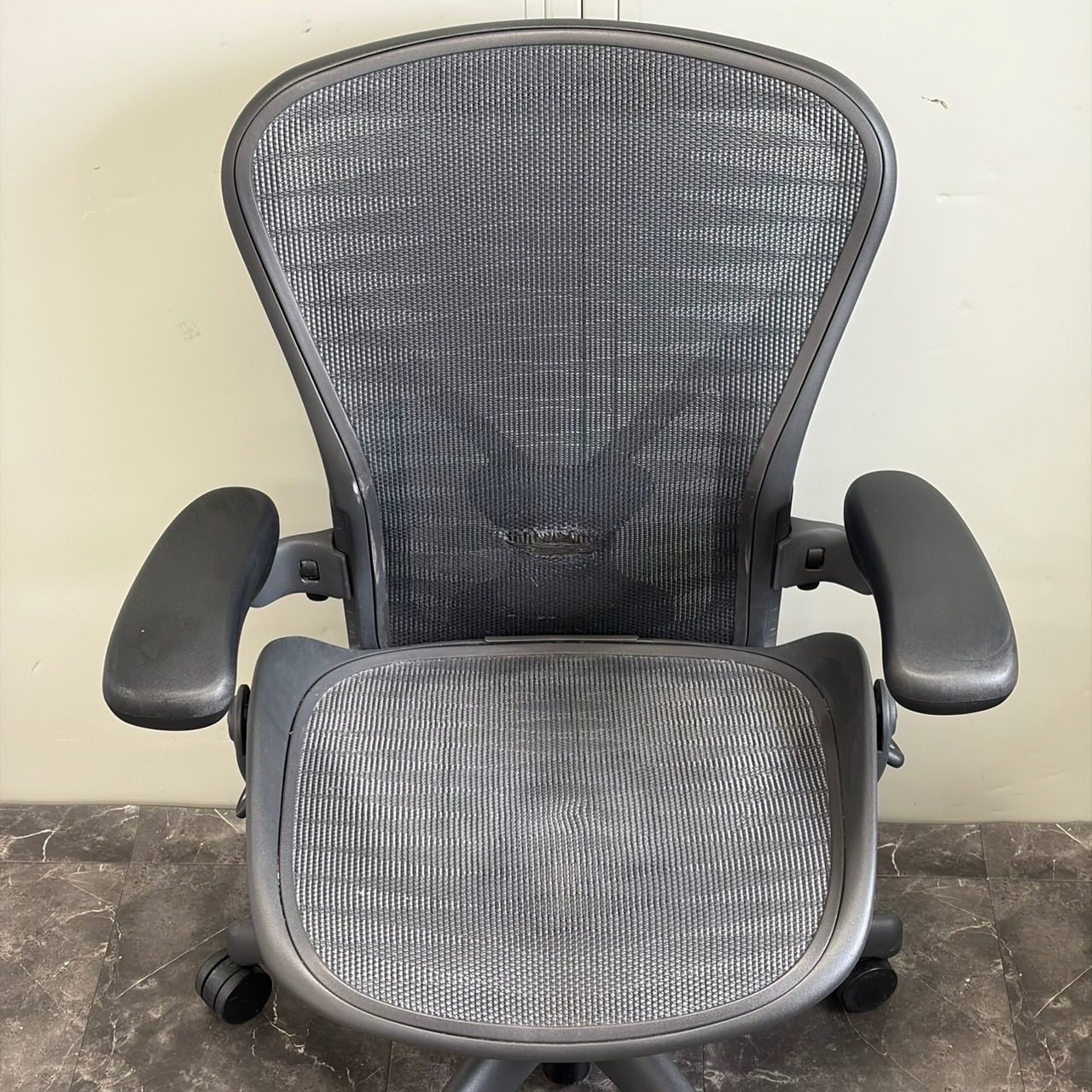 ◯地域限定送料無料！【高級オフィスチェア】Herman Miller Aeron 