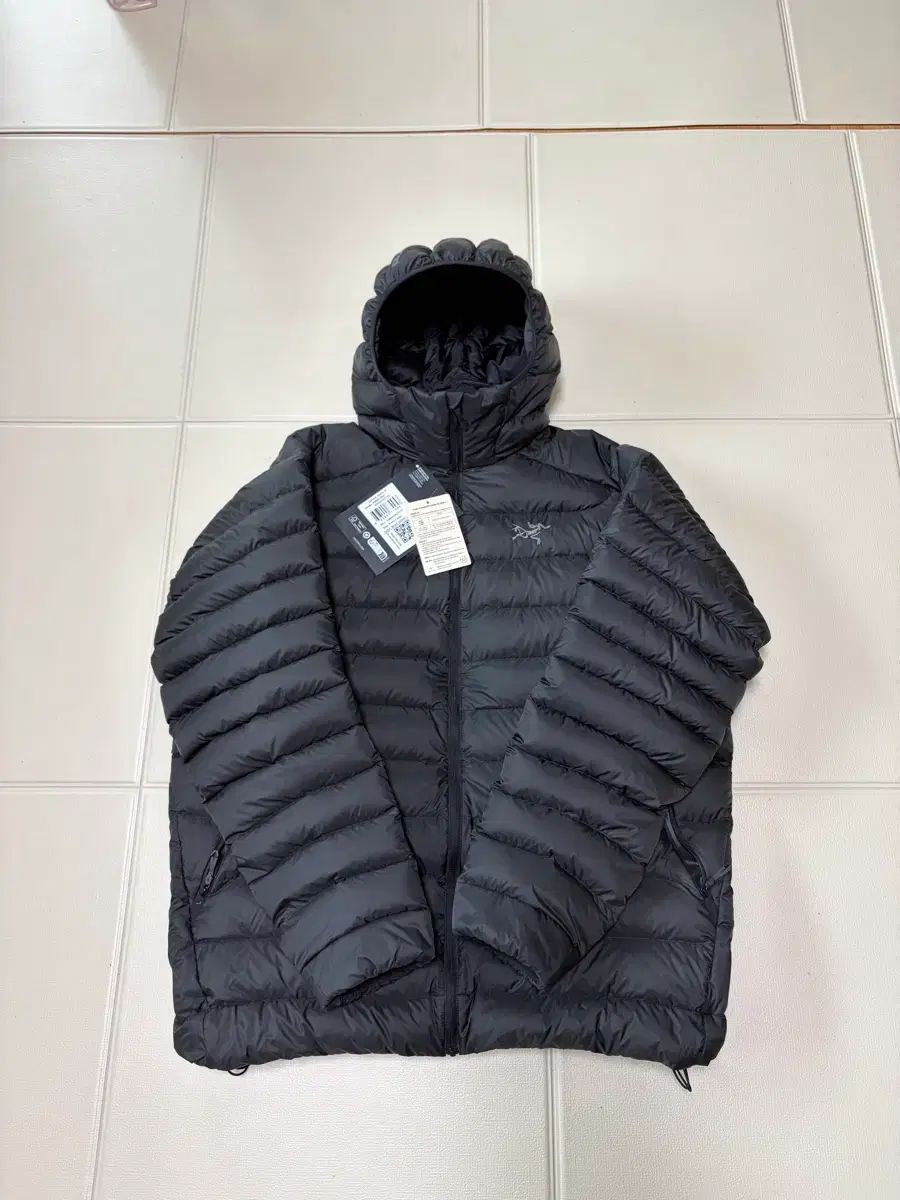 ARC'TERYX Cerium フーディー XL