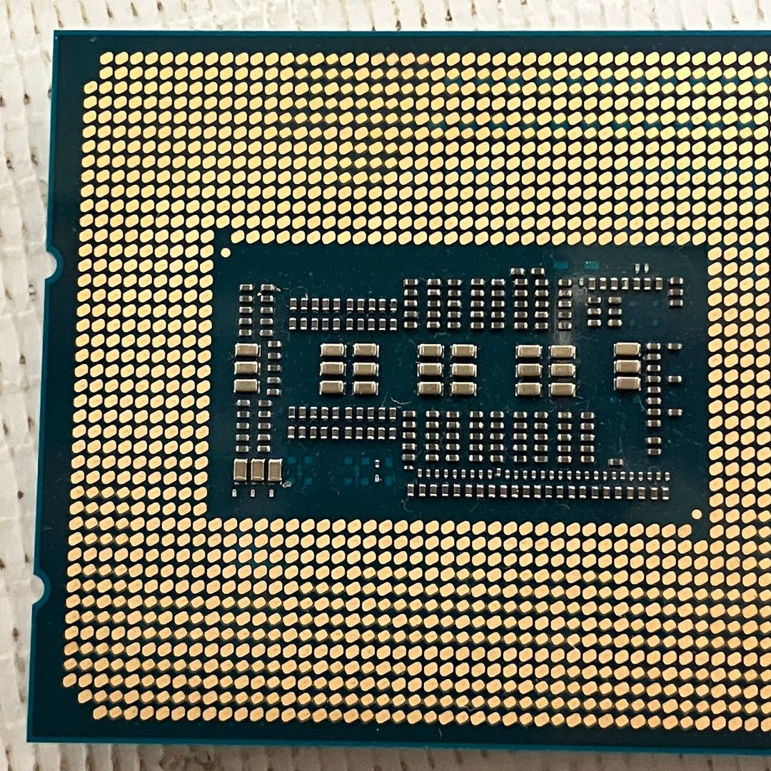 Intel Core i7-13700K CPU ジャンク 動作未確認ジャンクIntel Core i7-13700K CPU 【公式通販】