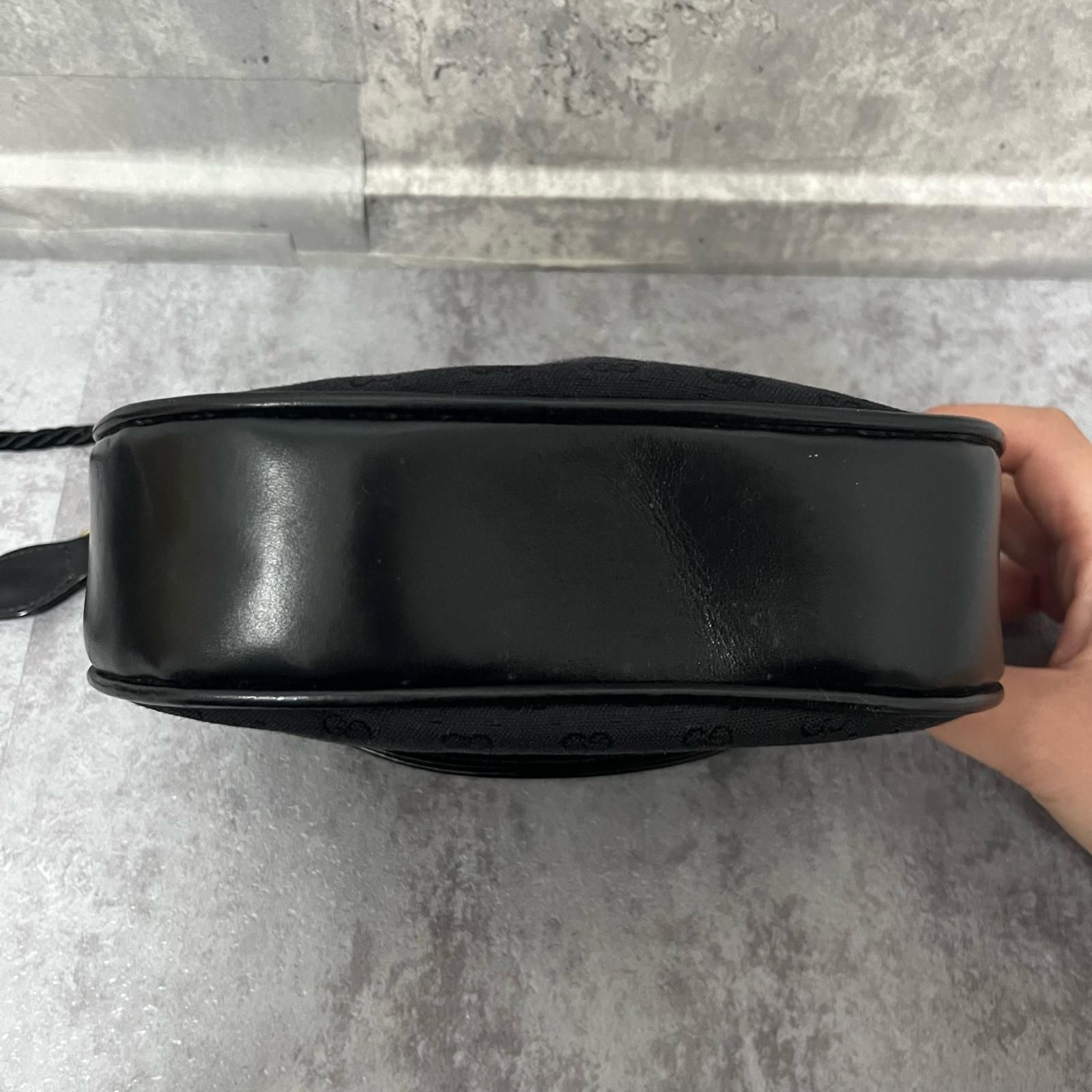 GUCCI】グッチ GG柄ショルダーバッグ ショルダーバッグ アクセサリー