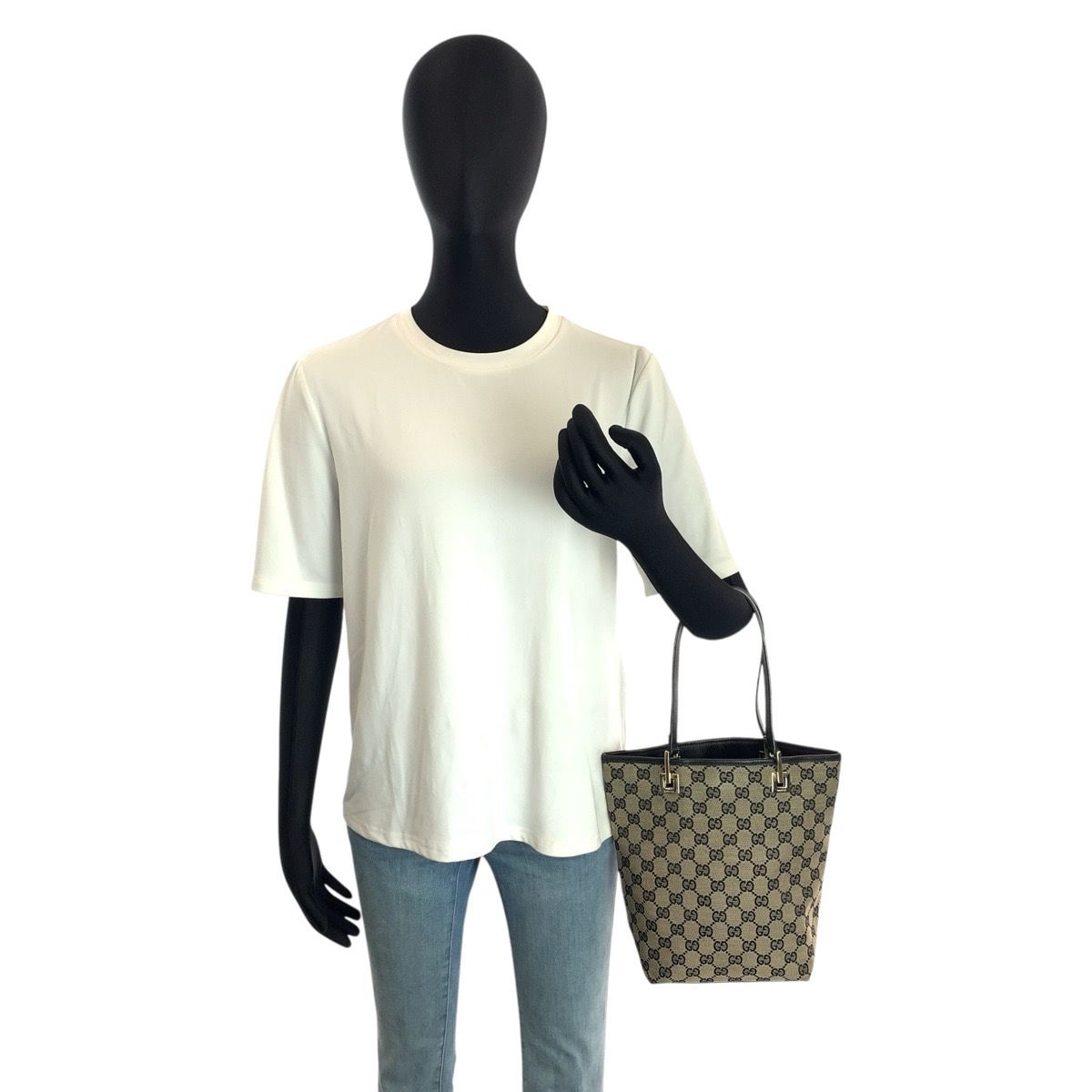 美品 GUCCI グッチ ブラック 黒 ゴールド金具 GGキャンバス/レザー 002