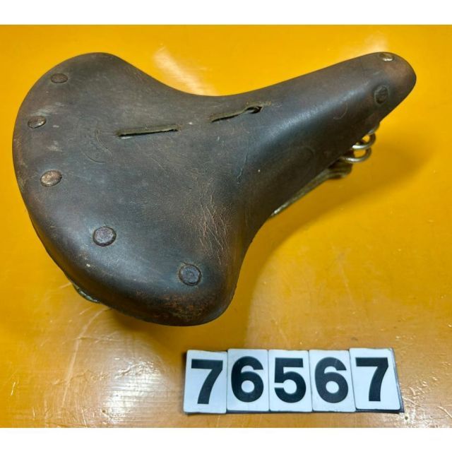 76567 中古 自転車 サドル シートレザー 本皮 革 当時物 昭和 レトロ 錆あり