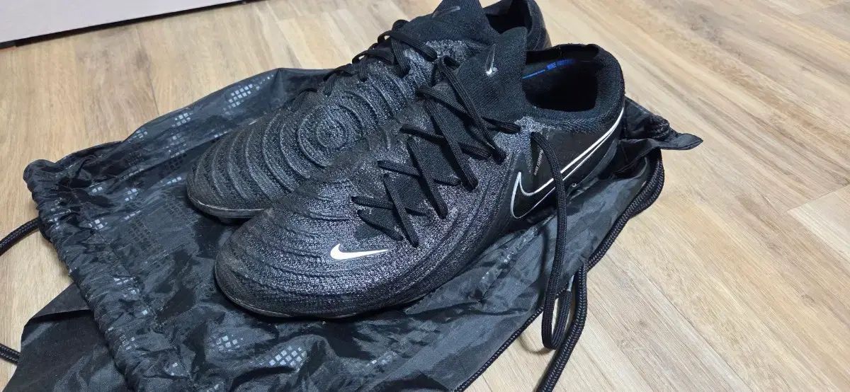 NIKE ファントムGX2 エリート 280 AG サッカーシューズ 出品