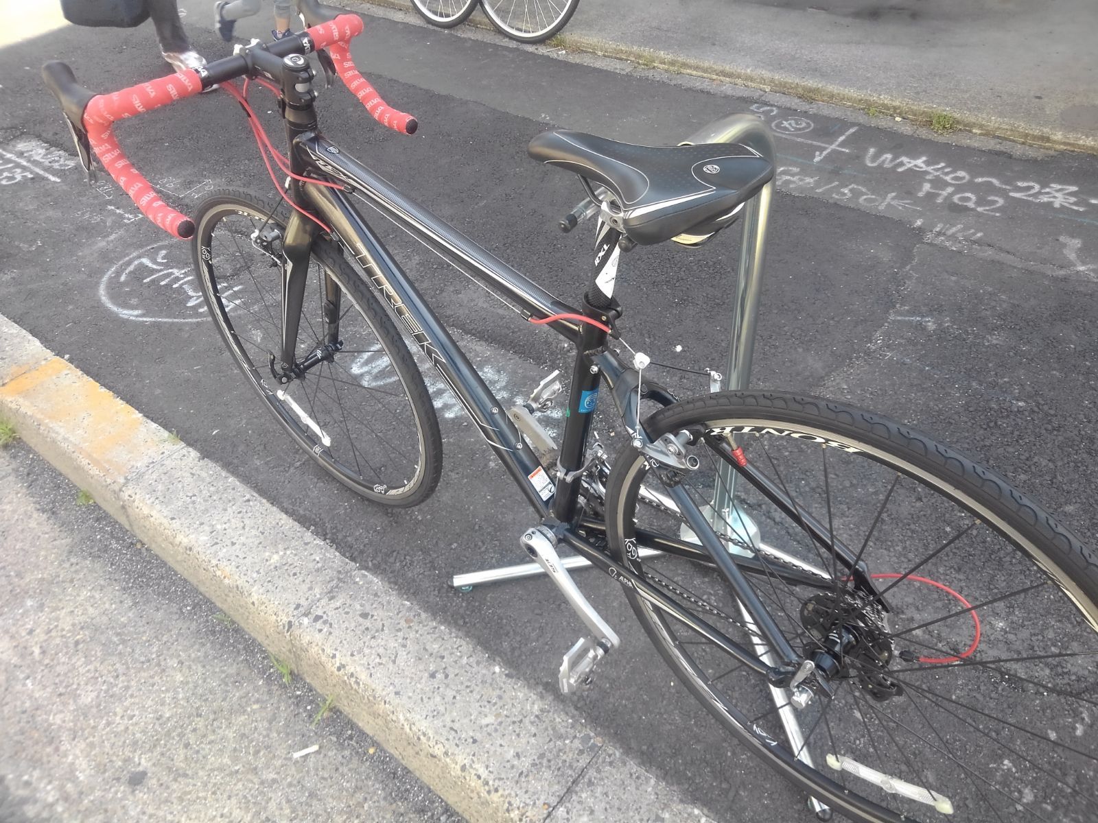 引き取り限定！(名古屋市昭和区) 中古自転車4115 2010年モデル 