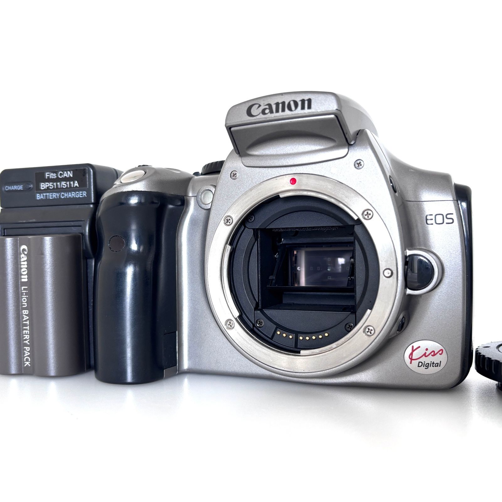 キヤノン】Canon EOS Kiss Digital デジタル一眼レフカメラ ＋ 