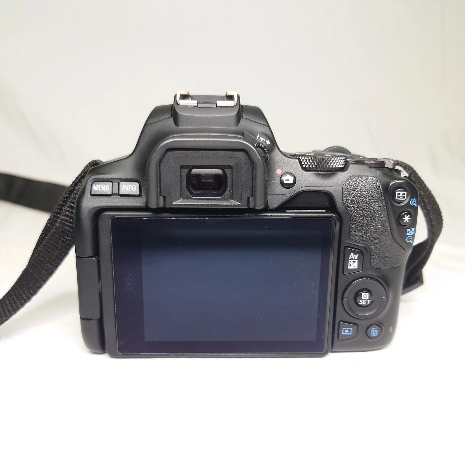 キヤノン CANON EOS Kiss X10 ボディ ブラック 超美品 動作品 - メルカリ