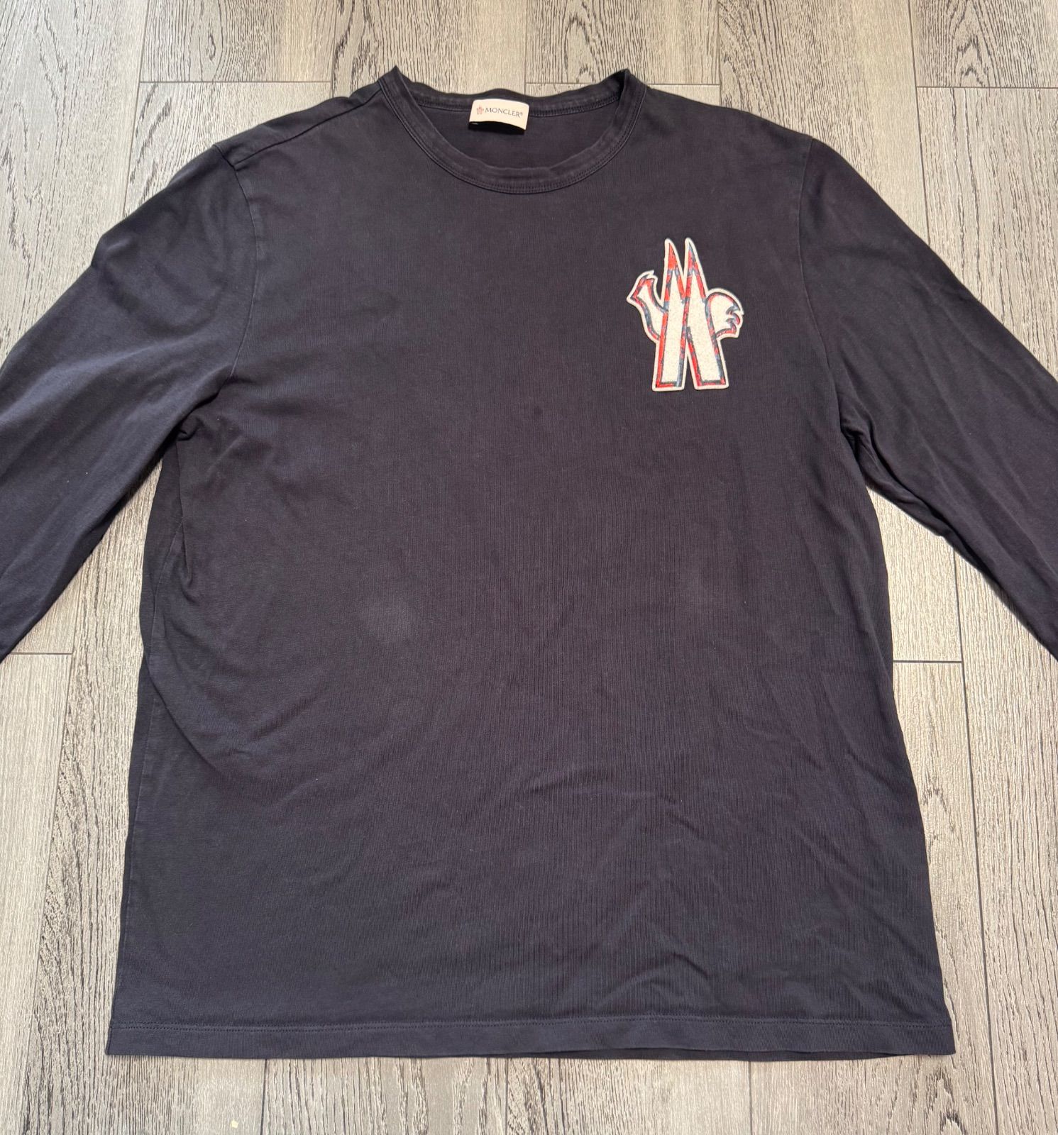 モンクレール MONCLER 長袖ロンT ビッグワッペン MAGLIA T-SHIRT 