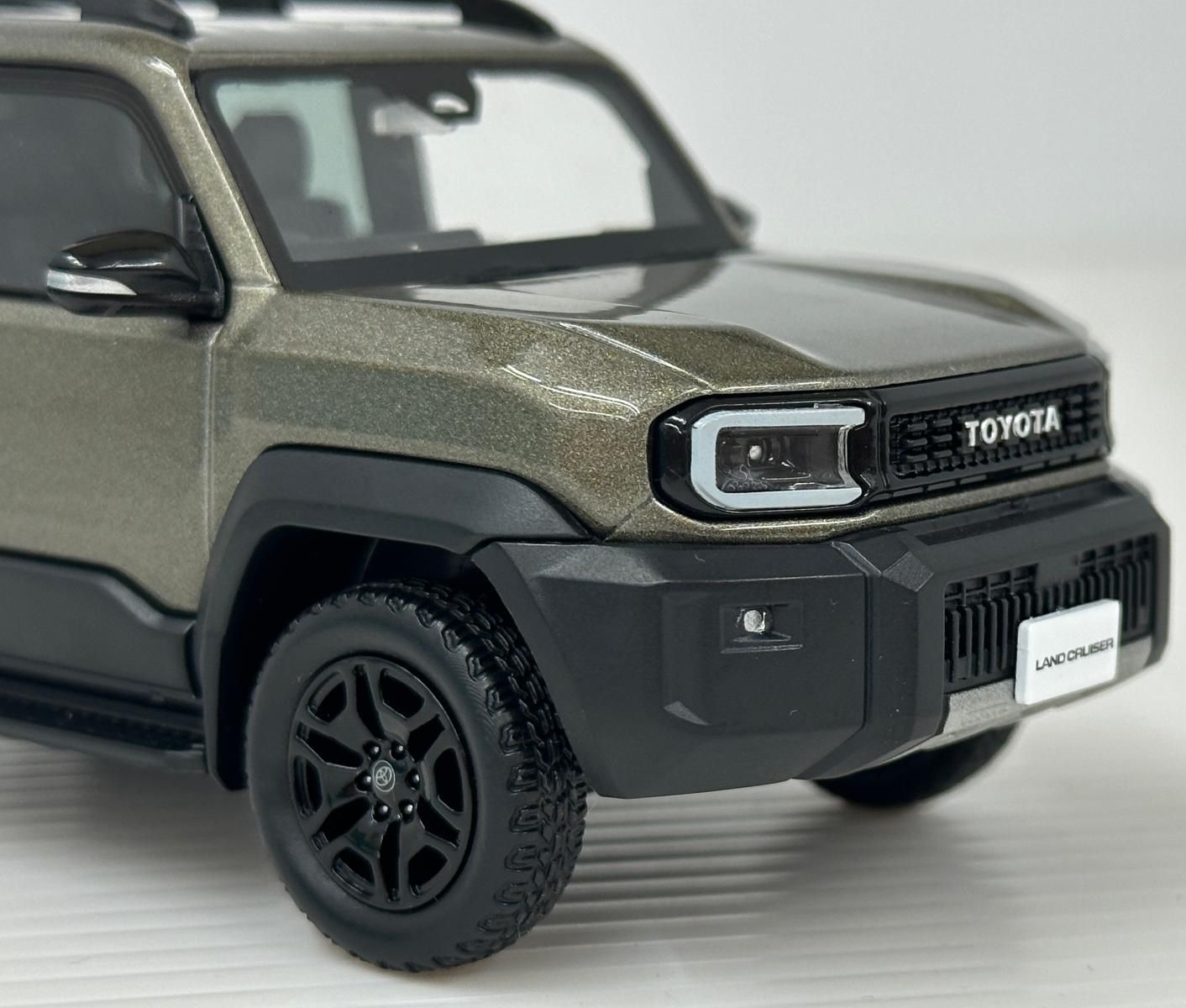 中古品】TOYOTA トヨタ カラーサンプルミニカー ランクルFJ 6X1