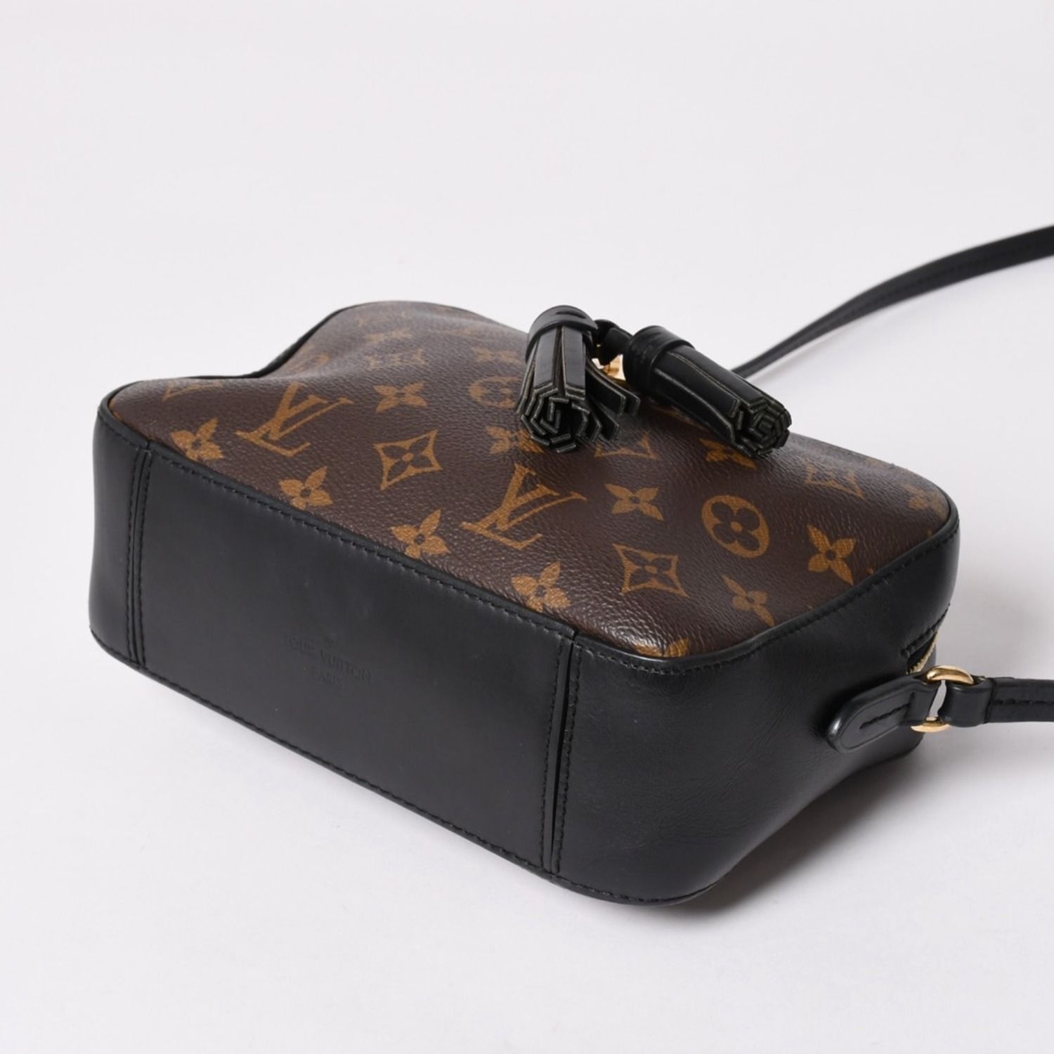 LOUIS VUITTON ルイヴィトン サントンジュ ショルダーバッグ 