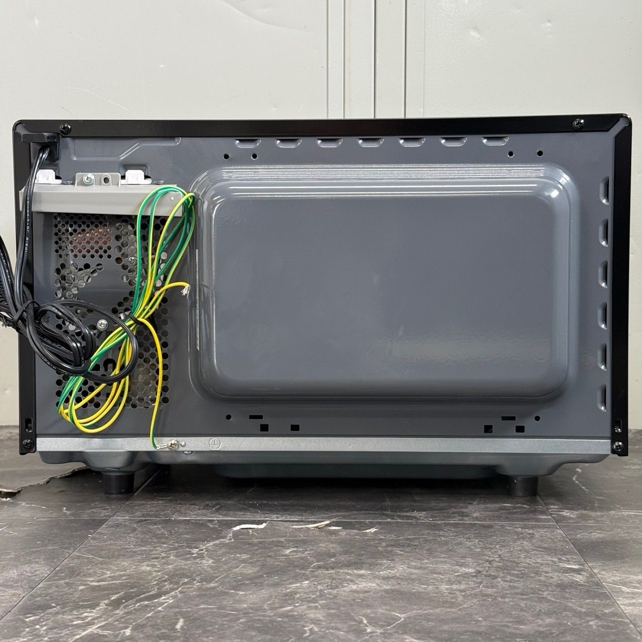 β送料込！美品 2025年製 Comfee' 電子レンジ CF-EM202-BK ブラック 単