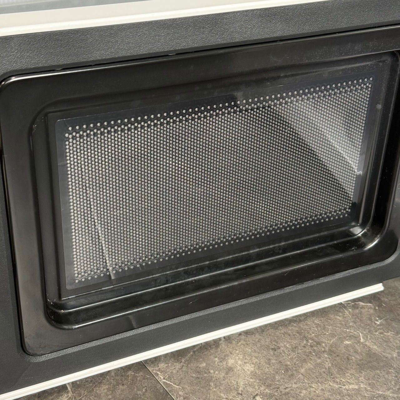 ☆送料込！美品 2024年製 ニトリ 電子レンジ MM720CUKN4 50Hz専用